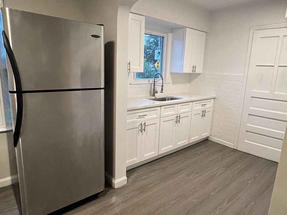 1st image of 276 80th Ave #1F
