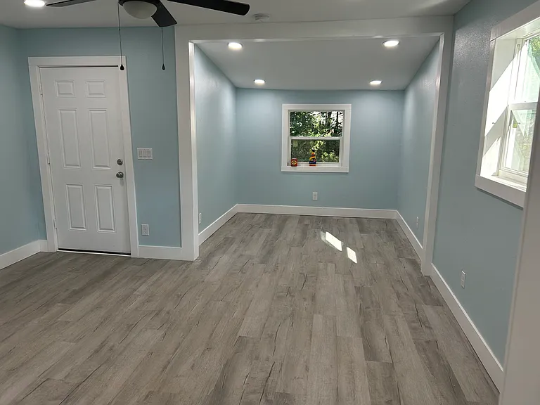 8735 N Doris Ave — Photo 6
