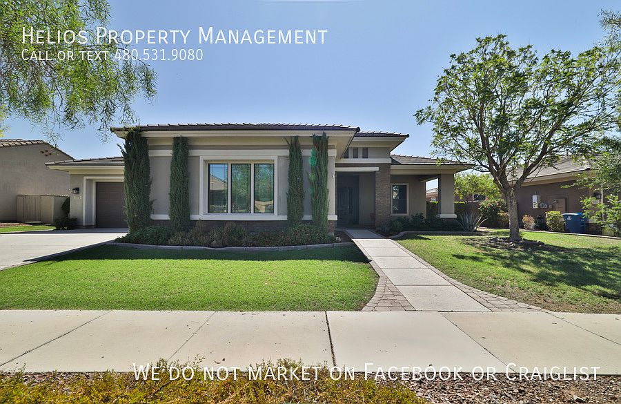 1st image of 3375 N Acacia Way