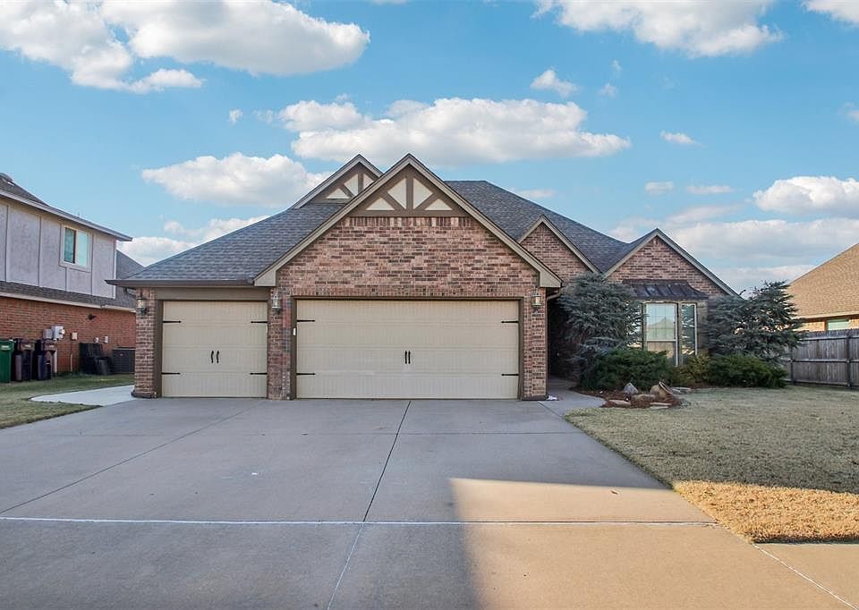 1st image of 15301 Western Vista Dr