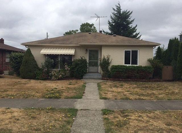 1st image of 5231 Yakima Ave