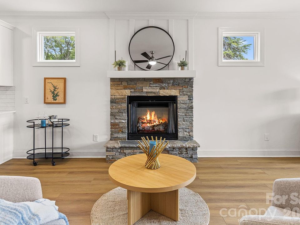 1st image of 8078 Blackwood Rd