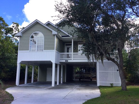 2nd image of 1005 W Oak Island Dr