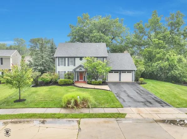 1390 Montgomery Dr, Deerfield, IL 60015