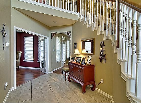 5th image of 2204 Dana Dr