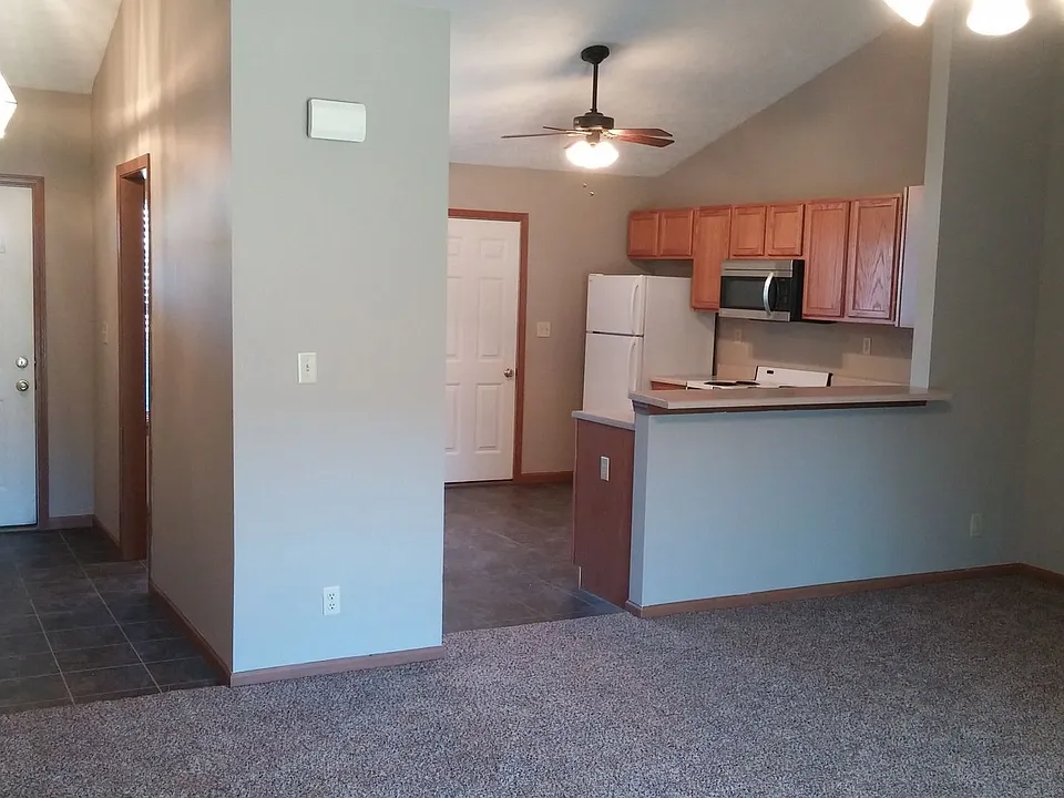 3230 Mendel Dr