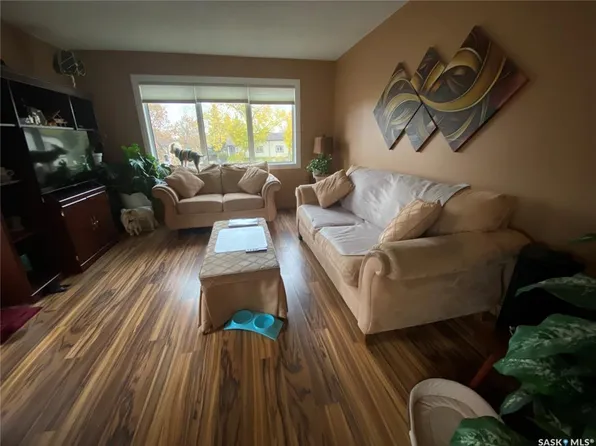 6946 Blakeney DRIVE, Regina, SK S4X 2N5