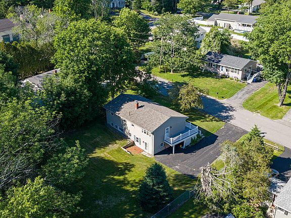3rd image of 15 Carol Street
