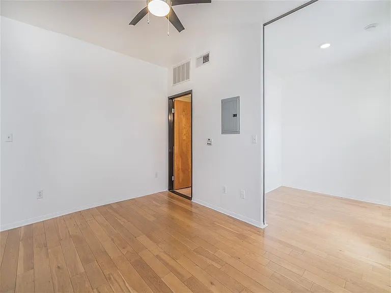 7th Street bedroom