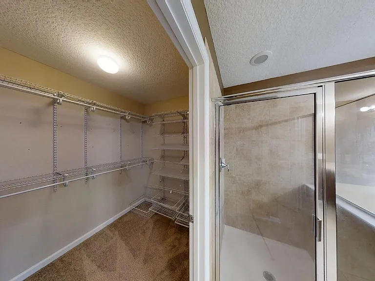 15695 Lexington Park Blvd — Photo 40