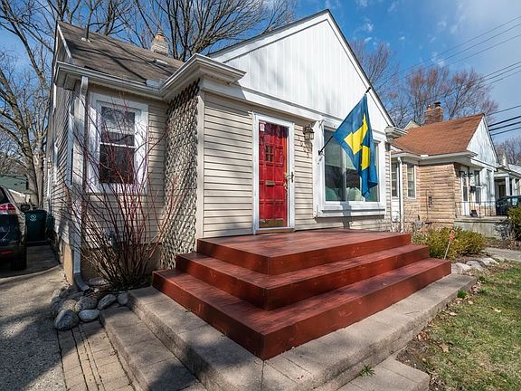 2nd image of 1005 N Blair Ave
