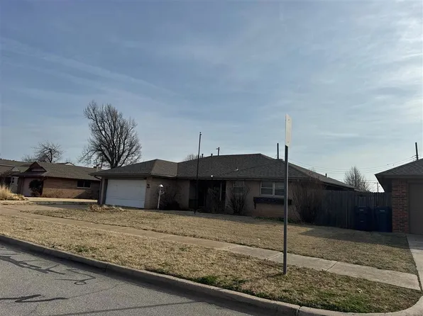 8916 S Country Club Dr, Oklahoma City, OK 73159