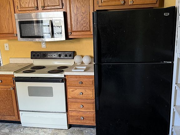 5th image of 508 N Main St