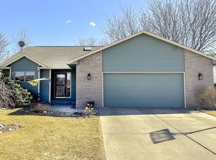 6409 W Bonnie Ct, Sioux Falls, SD 57106