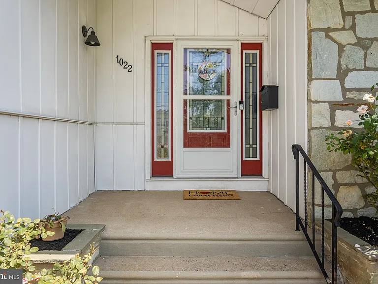 1022 Haral Pl — Photo 4