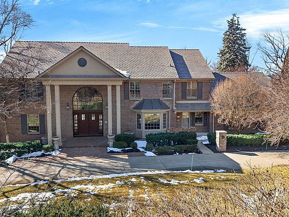 2nd image of 206 Fairacres Rd