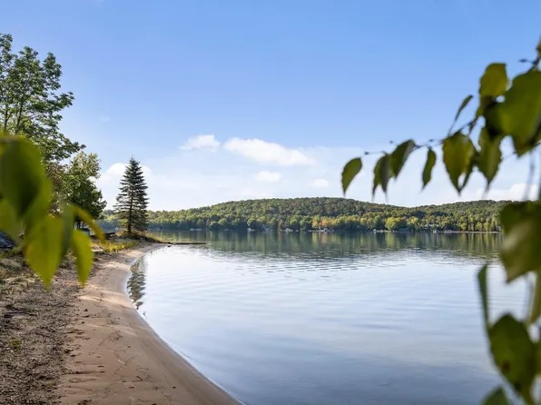 358 S Intermediate Lake Rd, Central Lake, MI 49622