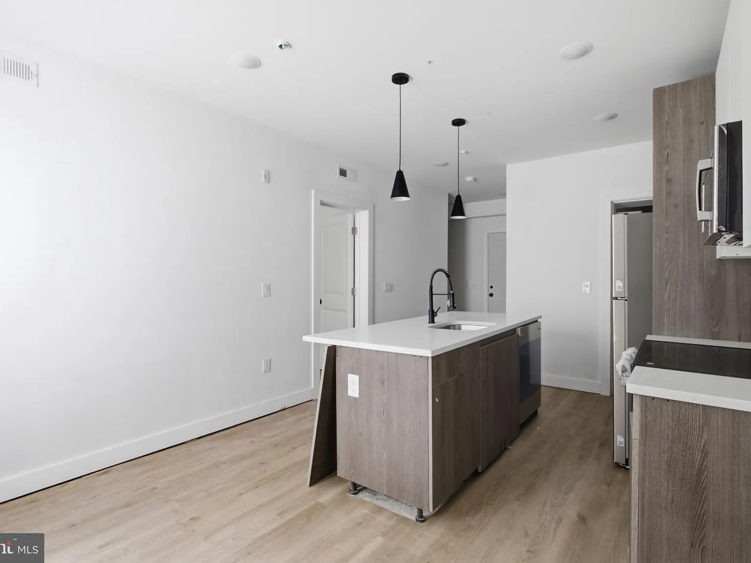 613 N Brooklyn St #2 — Photo 2