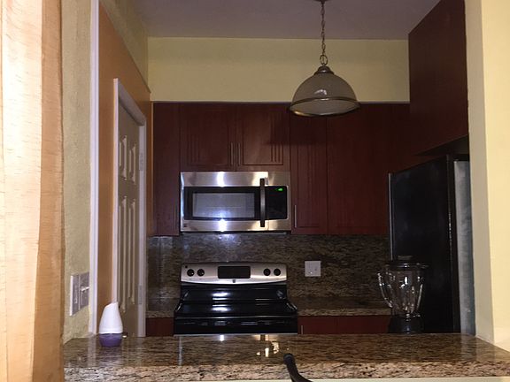 2nd image of 4710 Pine Tree Dr #38-1
