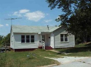 924 N Spruce St, Harrison, AR 72601