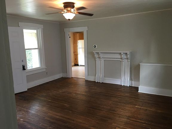 5th image of 290 Medford St