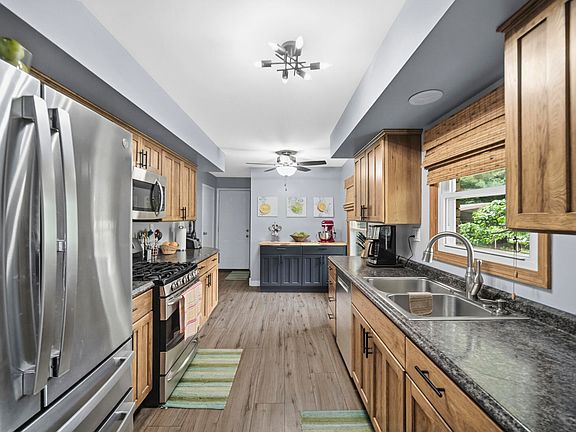 2nd image of 272 W Powell Dr