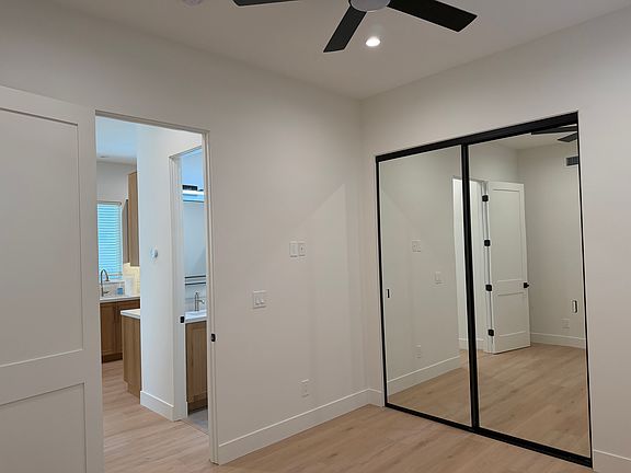 5th image of 224A Whiting St #A