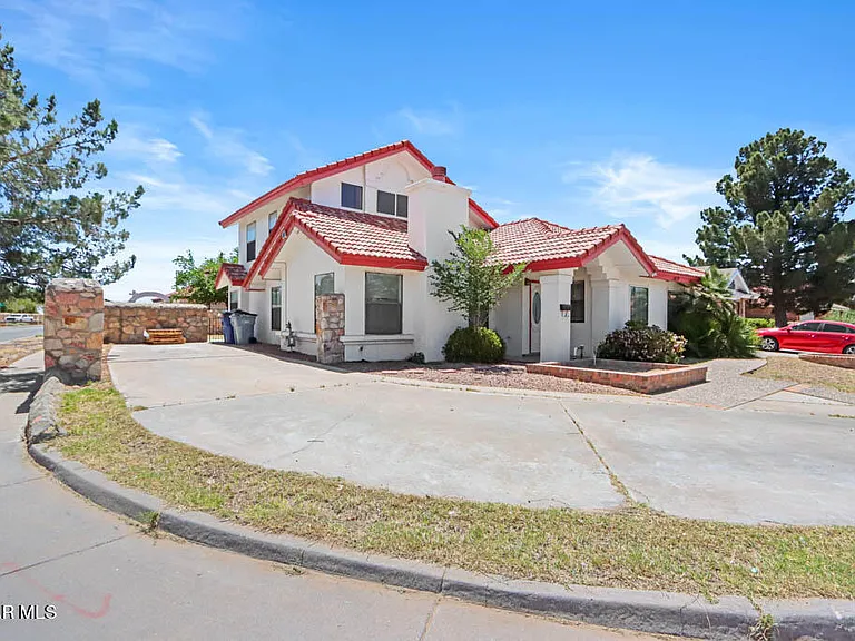 1478 Gene Torres Dr — Photo 2