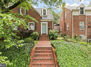 2400 Sanford St, Alexandria, VA 22301