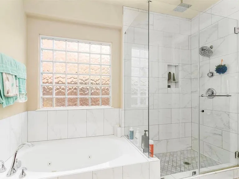 2211 Mad River Ln — Photo 22