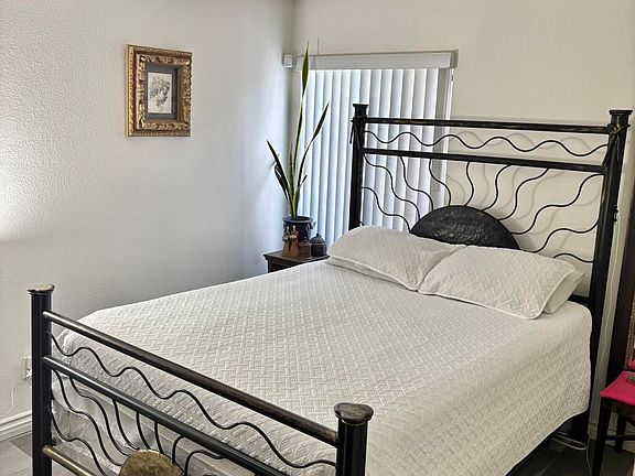 4th image of 2830 Chuckwagon Rd