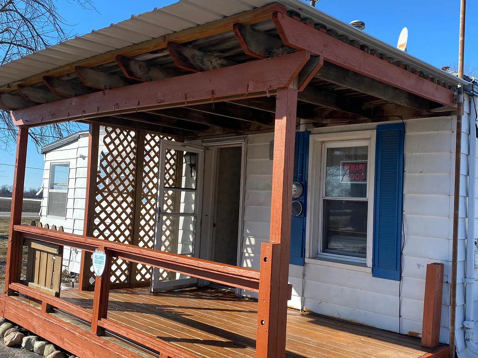 6805 East Rd — Photo 1