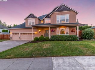 17071 Hood Ct, Sandy, OR 97055