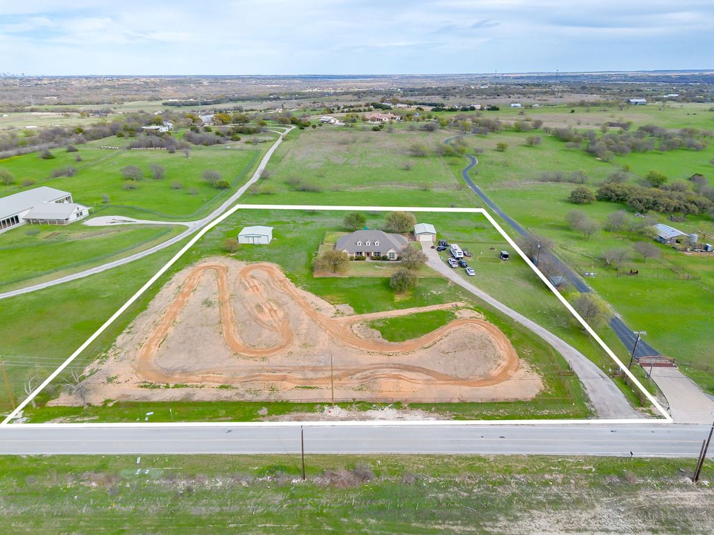 Apartment in Aledo, Parker County - View 2