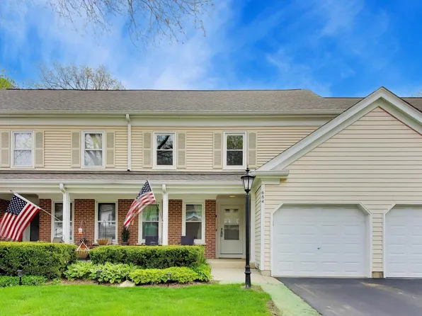 684 Regent Ln, Prospect Heights, IL 60070