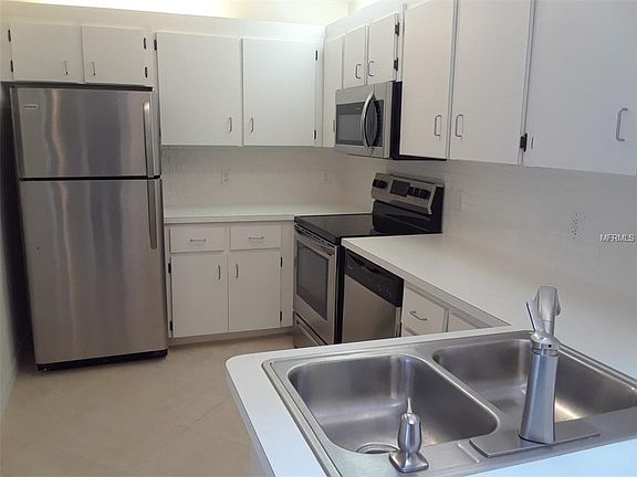 5th image of 3300 Loveland Blvd Unit 3104