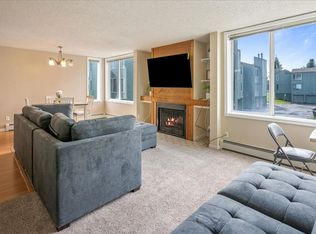 401 Sweetgale Ct #401, Anchorage, AK 99518