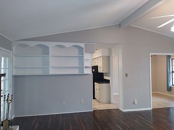 5th image of 3129 Parkwood Dr