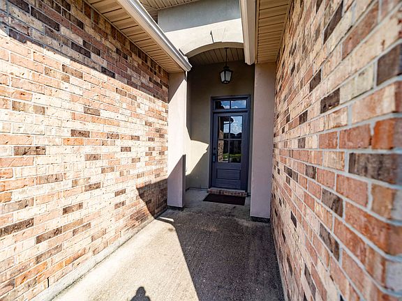 4th image of 28304 Lake Salvador Dr