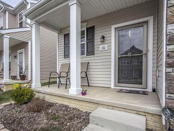 3rd image of 110 Holly Hock Ln