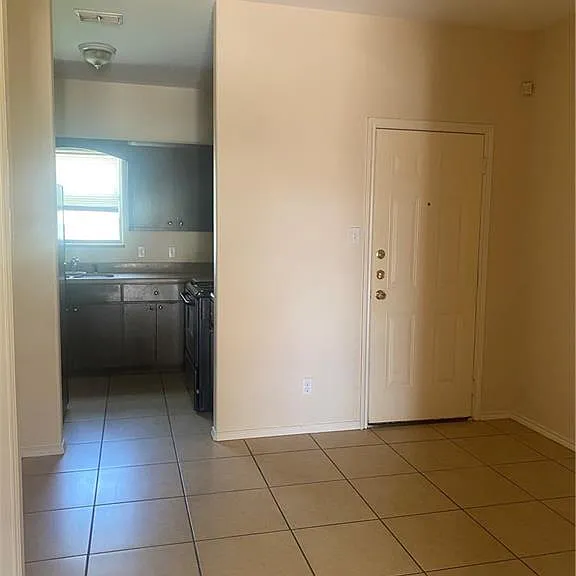1412 W Harrison Ave #3 — Photo 3