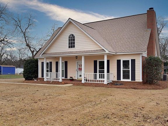 5th image of 136 Winchester Dr