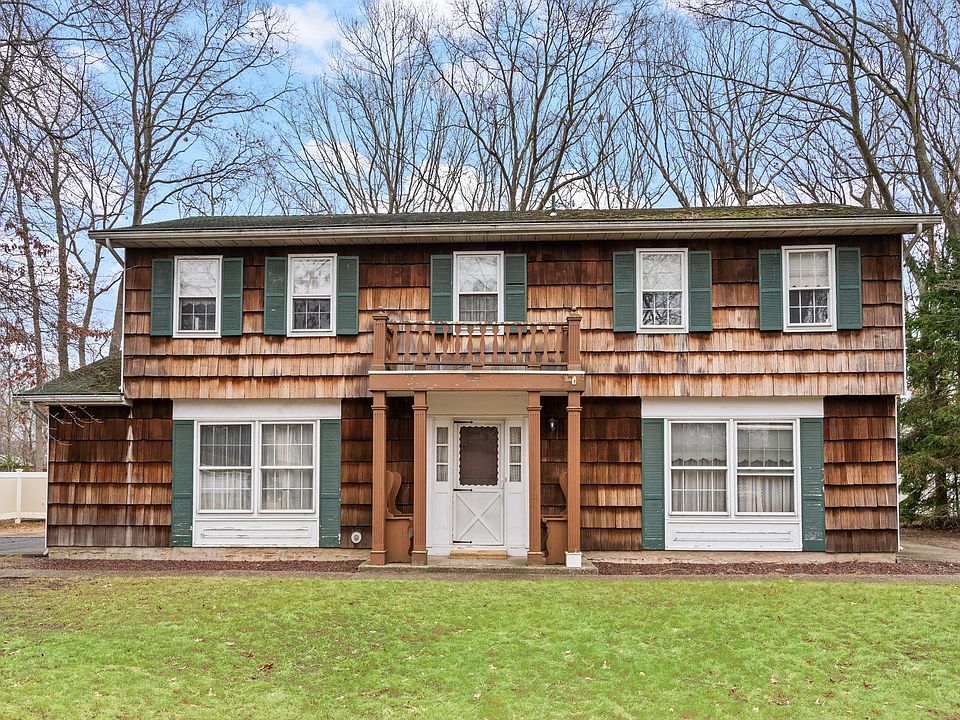 1st image of 19 Canterbury Drive