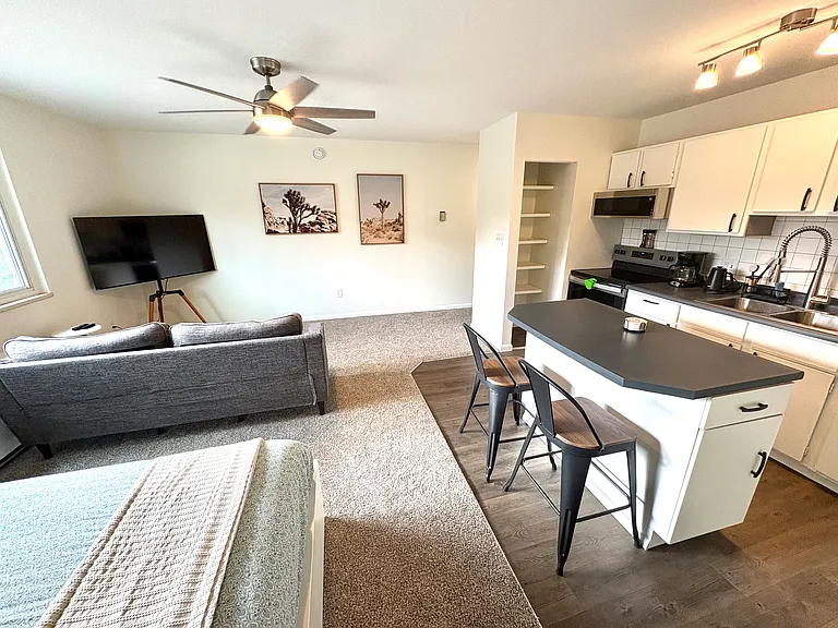 3000 Colorado Ave #H231 — Photo 5