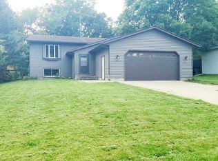 719 Walnut St, Mantorville, MN 55955