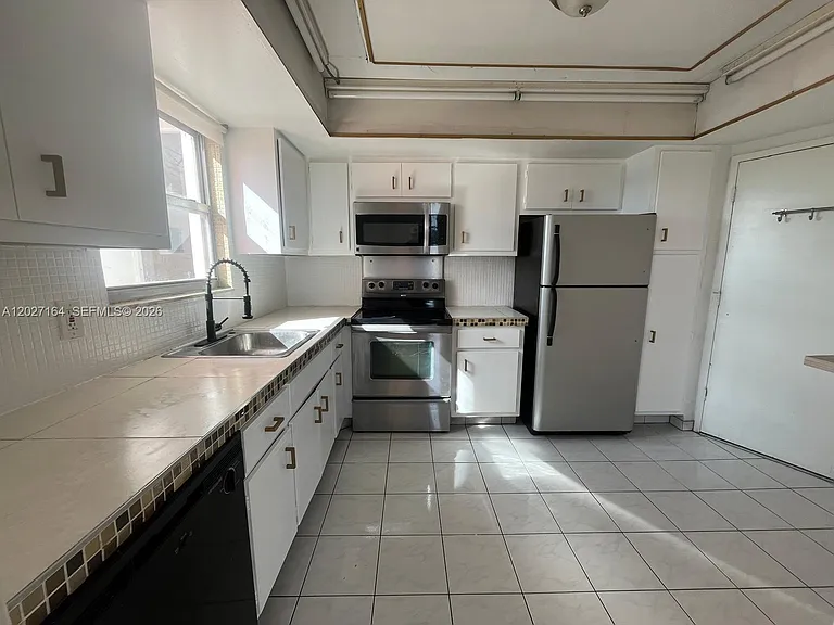 1351 NE Miami Gardens Dr #1625E — Photo 13