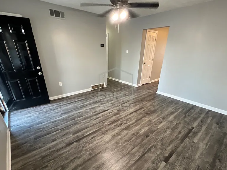 4325 Merlcrest Cv — Photo 5