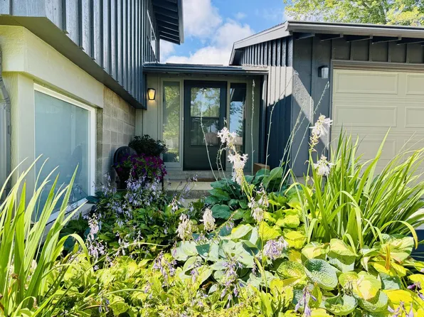 7459 North Chadwick ROAD, Glendale, WI 53217