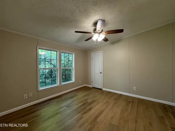 5001 Buffat Mill Rd, Knoxville, TN 37914