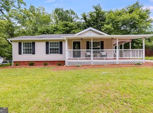117 White St, Tallapoosa, GA 30176